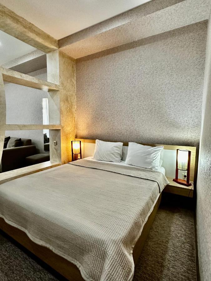 Liel Hotel Тбилиси Екстериор снимка