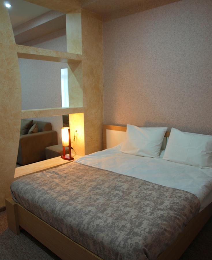 Liel Hotel Тбилиси Екстериор снимка